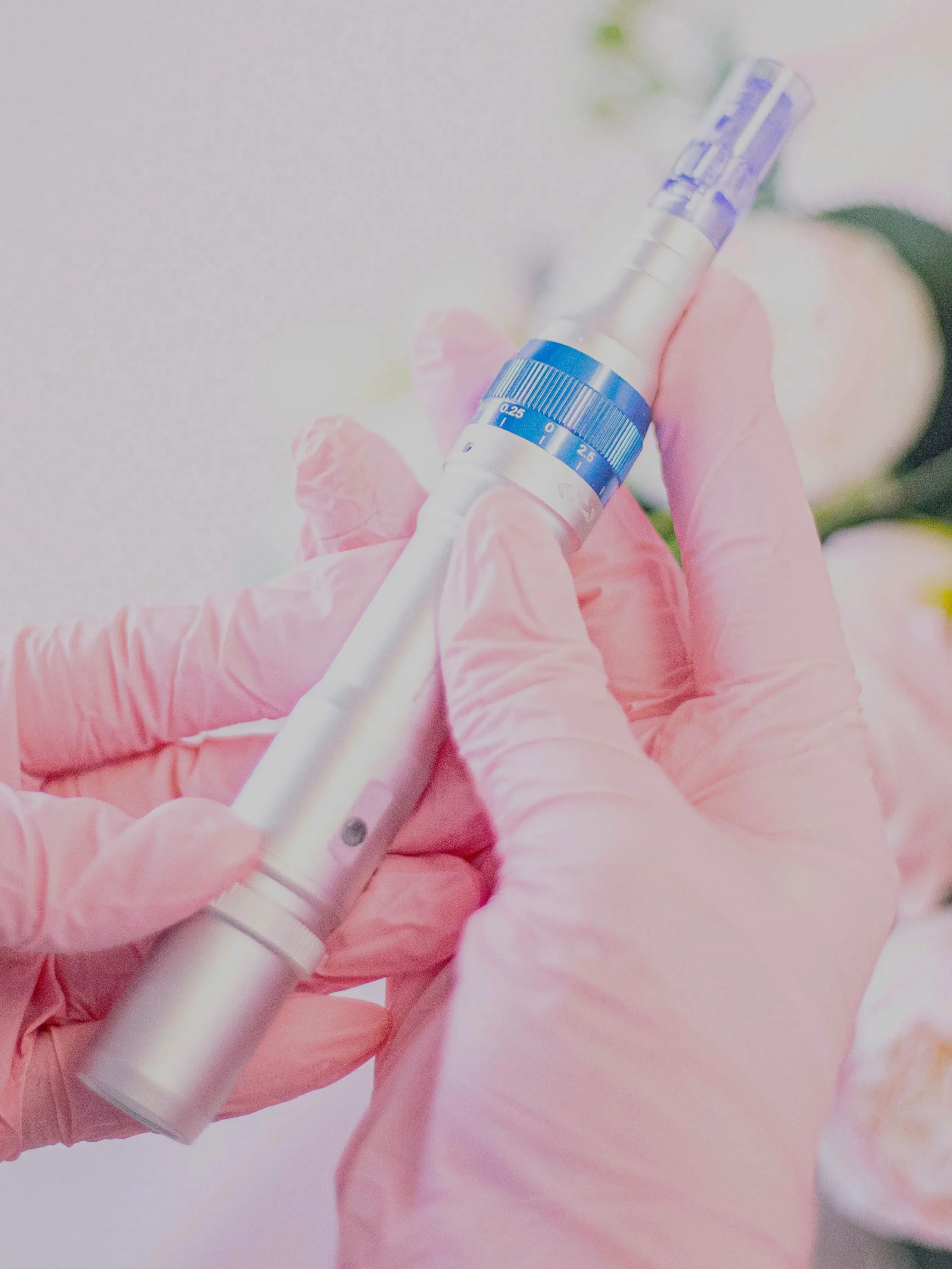 Plano aproximado de uma caneta profissional de microneedling